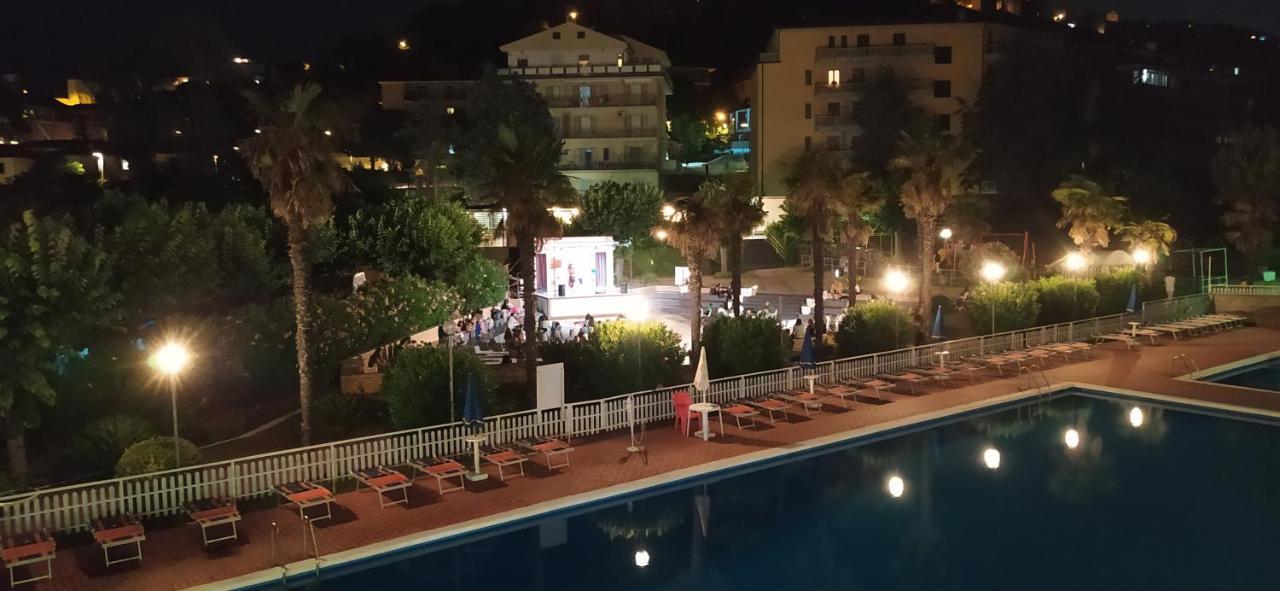 Villaggio Costa D'Argento Сан-Віто-К'єтіно Екстер'єр фото